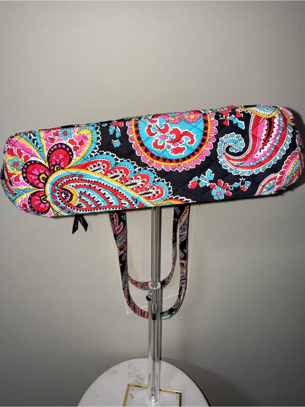 Vera BradleyTote Bag in Parisian Paisley. - Picture 7 of 7